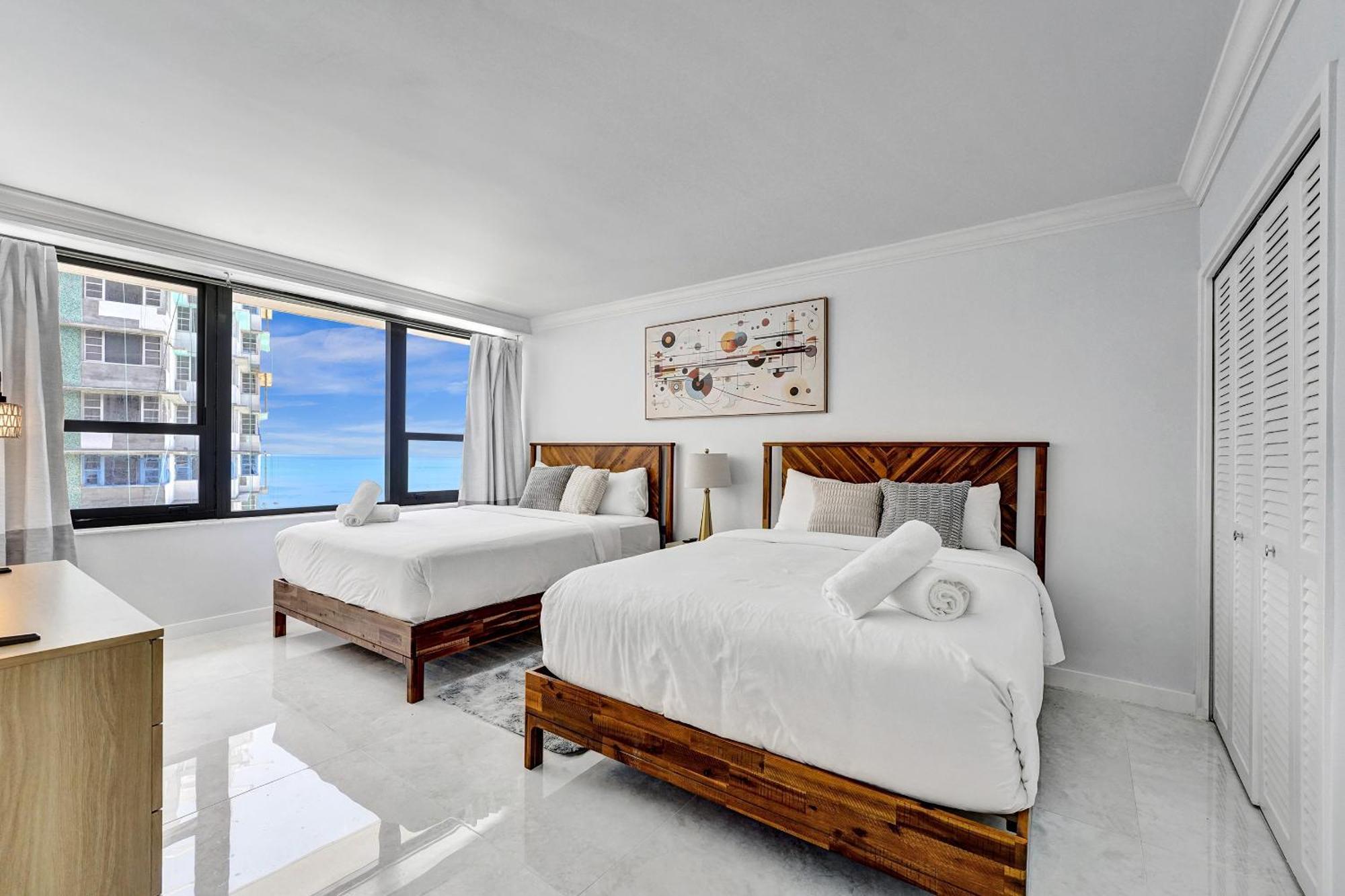 Cozy 2 Bdr Condo With Beach Service 1108 Miami Beach Bagian luar foto